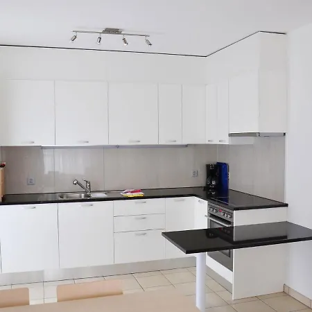 Corallo - Utoring-22 By Interhome *